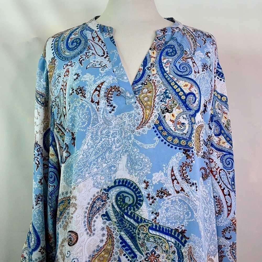 Chico's plus size 3 16 18 2X Blue and White Asymmetrical Tunic Fall Top - Picture 4 of 16
